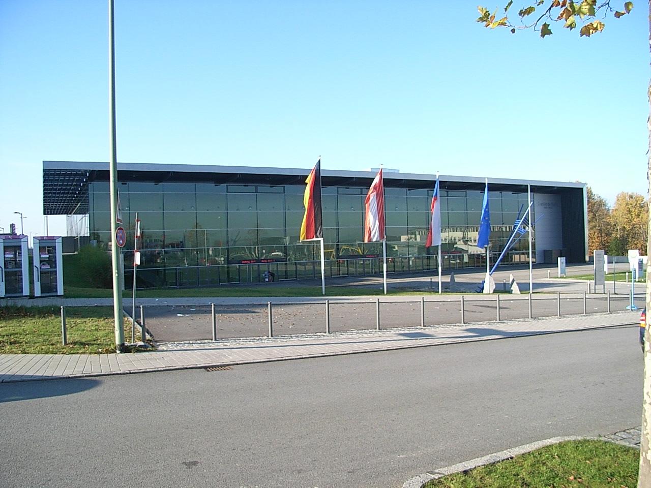 Dreilanderhalle